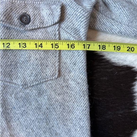 L.L. Bean Wool Button Down Shirt - Picture 4 of 5